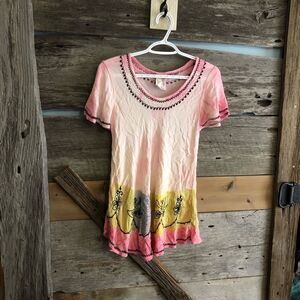 𝅺INDIA Boutique plus size Pink lightweight embroidered top